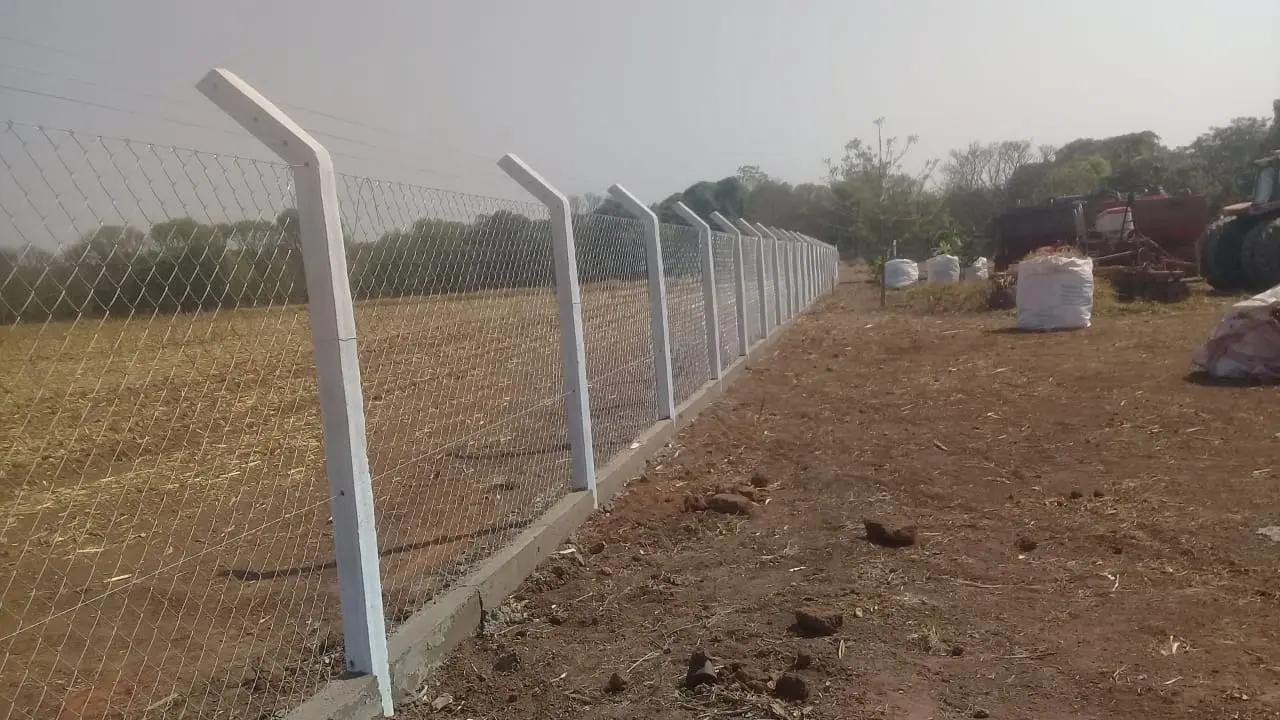 Construção de alambrado - foto 7