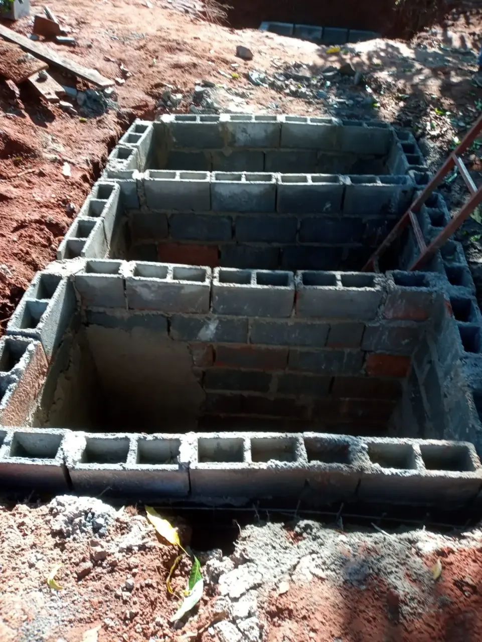 Construção de fossa séptica - foto 6